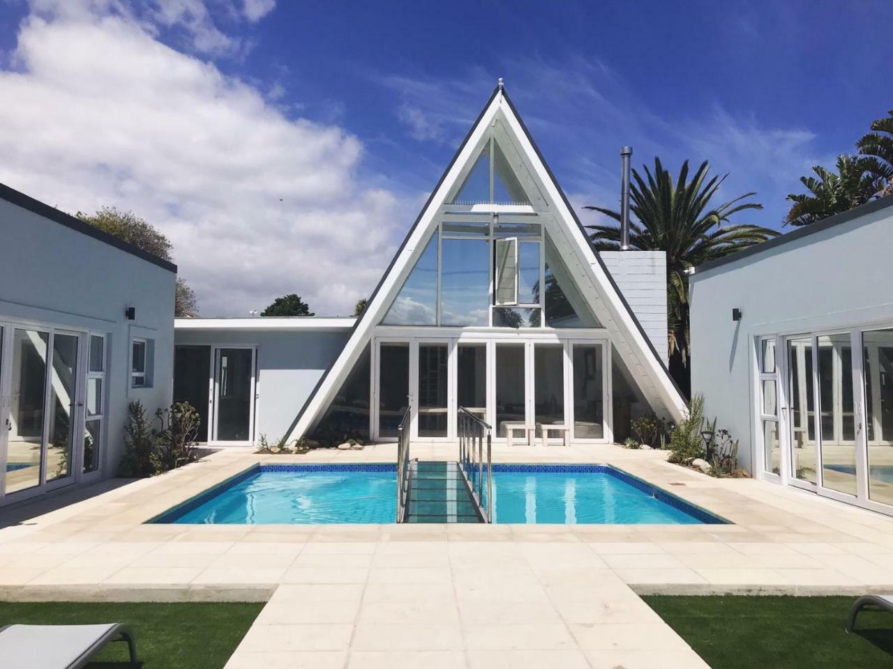 Salt Boutique Guesthouse By Curiocity (Adults Only) Bloubergstrand Exteriör bild