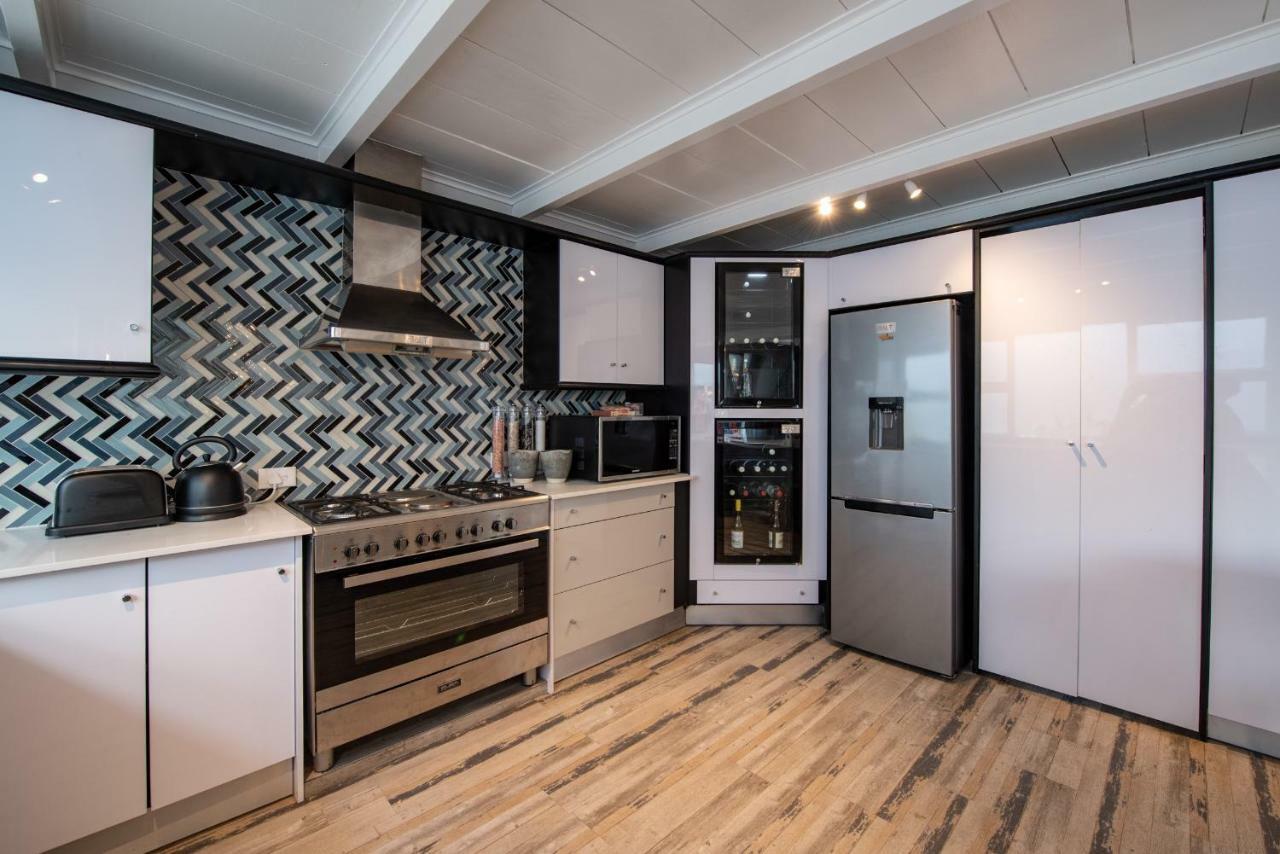Salt Boutique Guesthouse By Curiocity (Adults Only) Bloubergstrand Exteriör bild