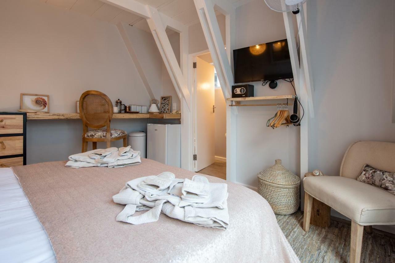 Salt Boutique Guesthouse By Curiocity (Adults Only) Bloubergstrand Exteriör bild
