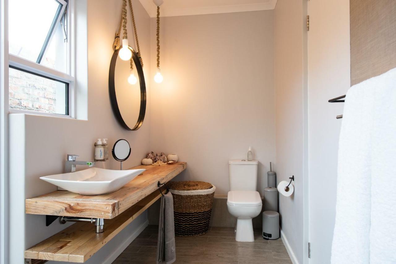 Salt Boutique Guesthouse By Curiocity (Adults Only) Bloubergstrand Exteriör bild