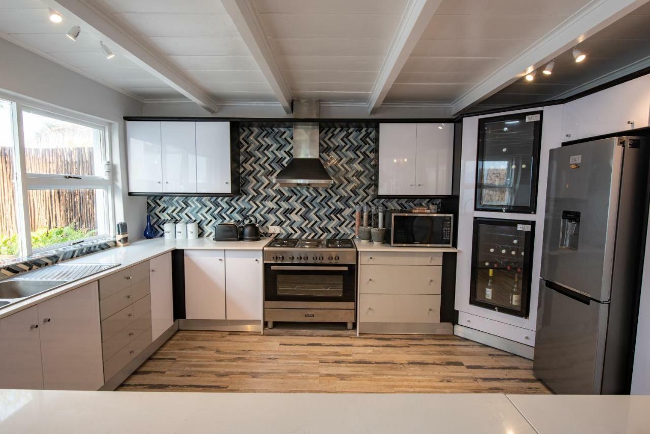 Salt Boutique Guesthouse By Curiocity (Adults Only) Bloubergstrand Exteriör bild